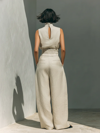 Nuria | Conjunto minimalista de blusa sin mangas