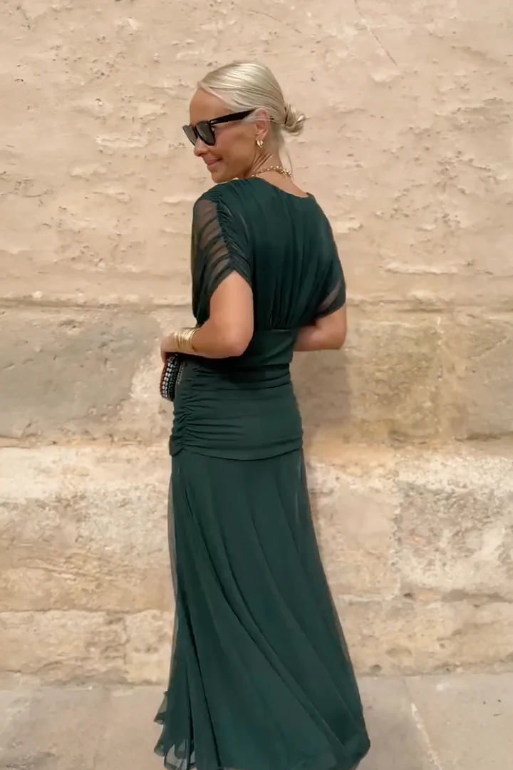 Luisa | Elegante vestido largo con escote en V