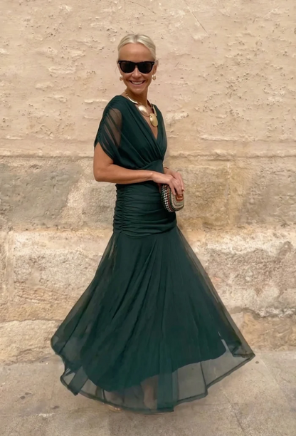 Luisa | Elegante vestido largo con escote en V