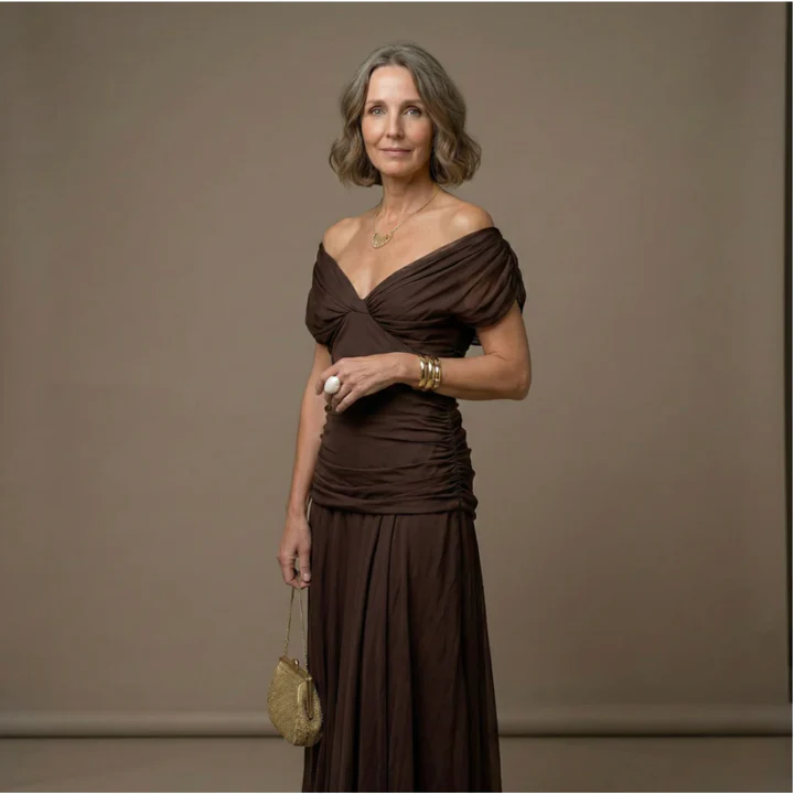 Luisa | Elegante vestido largo con escote en V